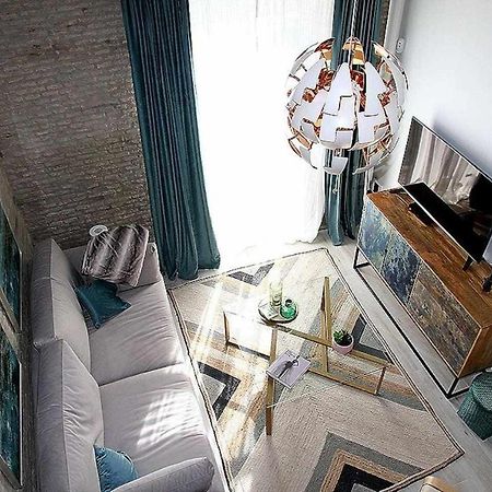 Isg Apartments Feria 106 Севиля Екстериор снимка