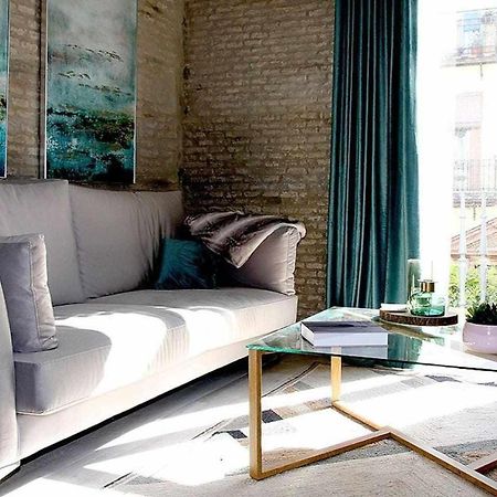 Isg Apartments Feria 106 Севиля Екстериор снимка