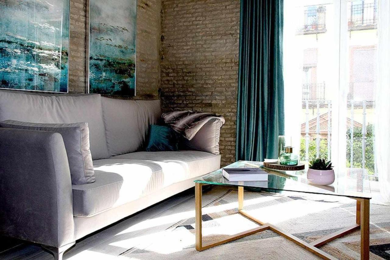 Isg Apartments Feria 106 Севиля Екстериор снимка