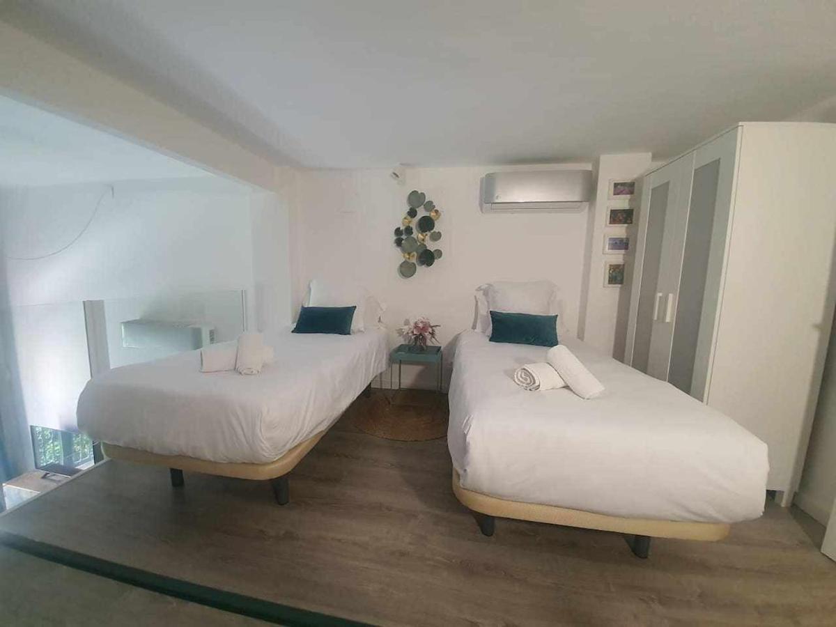Isg Apartments Feria 106 Севиля Екстериор снимка